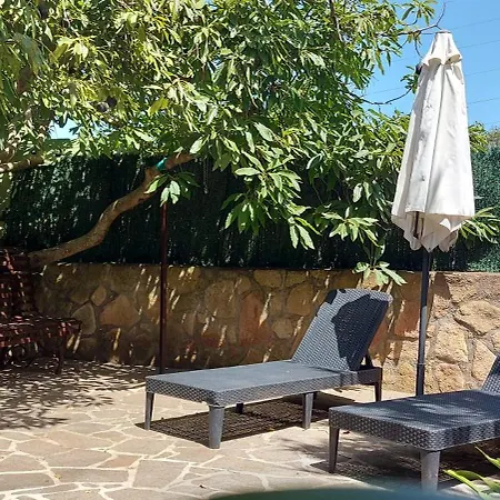 Dom wakacyjny Rural House To Take A Break, La Serreria 25 - Private Garden *
