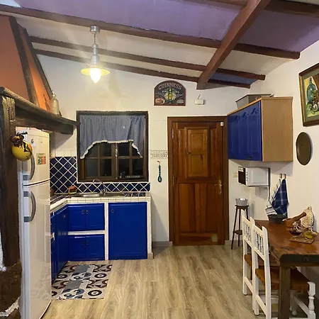 Holiday home Rural House To Take A Break, La Serreria 25 - Private Garden