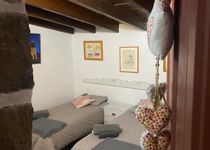 Ferienhaus Rural House To Take A Break, La Serreria 25 - Private Garden *